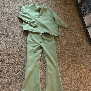 Stylish Green Women's Flare Tracksuit